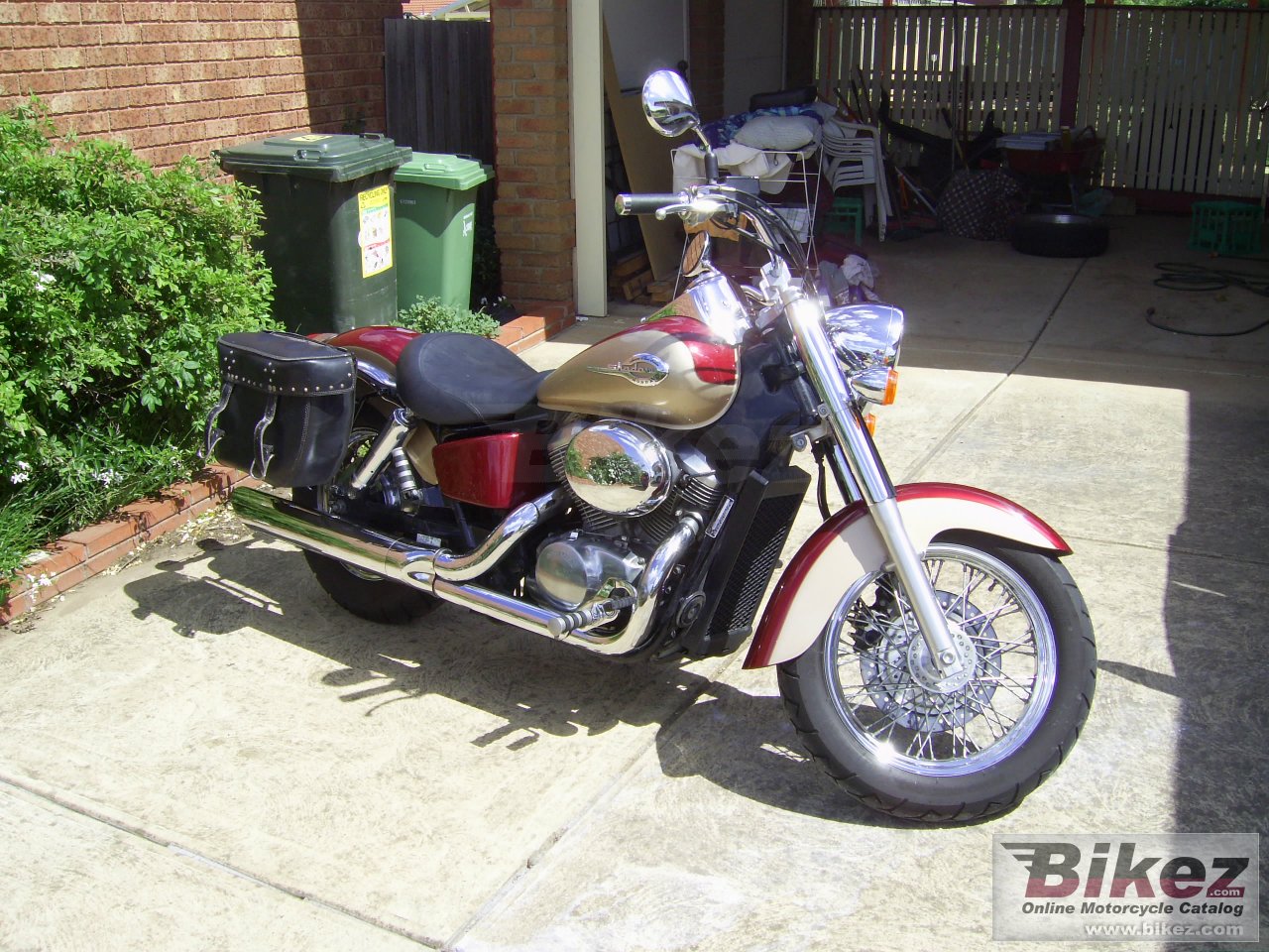 Big  vt 750 c2 picture and wallpaper from Bikez.com